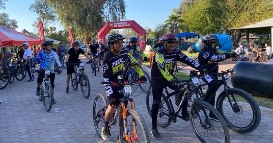 REALIZAN COMPETENCIA FAMILIAR DE CICLISMO EN EL BOSQUE Y ZOOLÓGICO DE LA CIUDAD