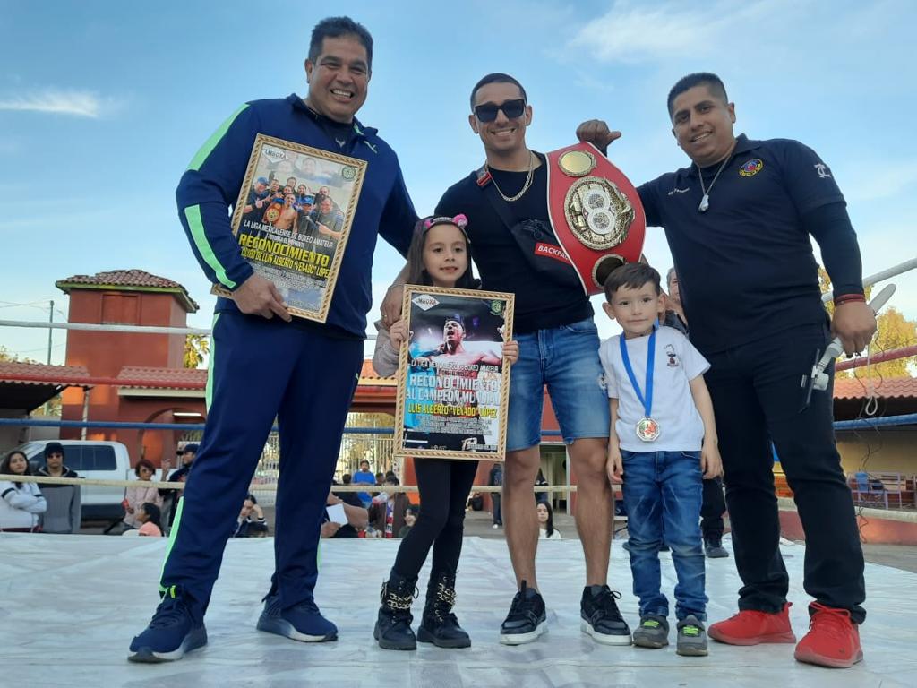 MOTIVA “VENADO” LÓPEZ A FUTUROS BOXEADORES